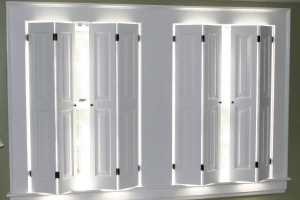 Café Style Solid Raised Shutter