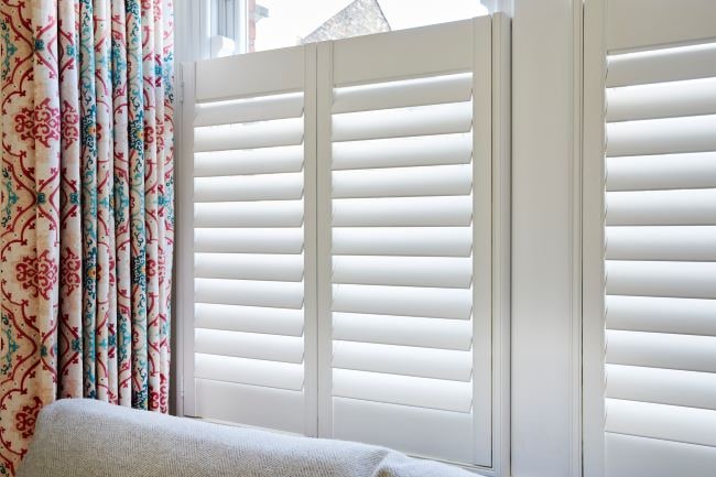 Cafe-style shutters in Silk White
